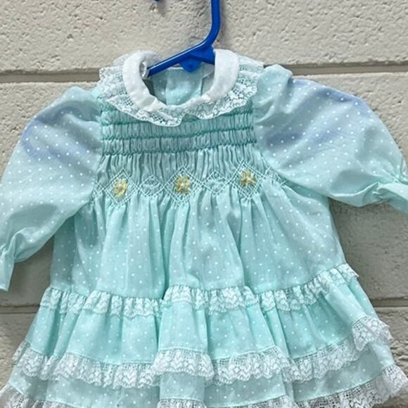 Vintage Polly Fllinders 1970s Blue Smocked Dress Baby 0-3months. - Picture 6 of 8